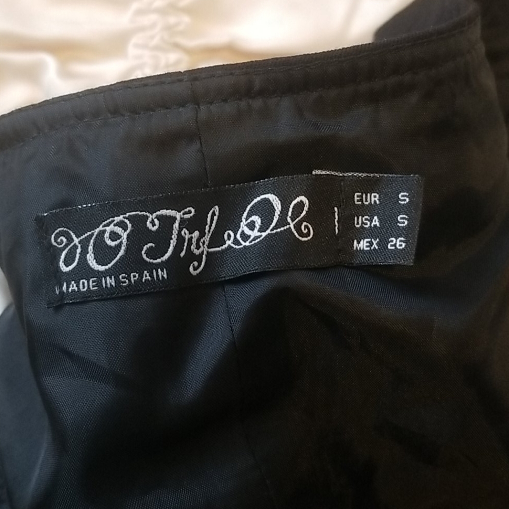 Vest - Picture 4 of 7